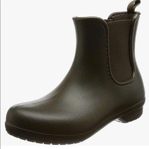 Crocs Black Freesail Chelsea Rain Boot - Size 9